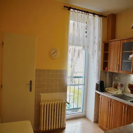 Apartman Raisova 1182
